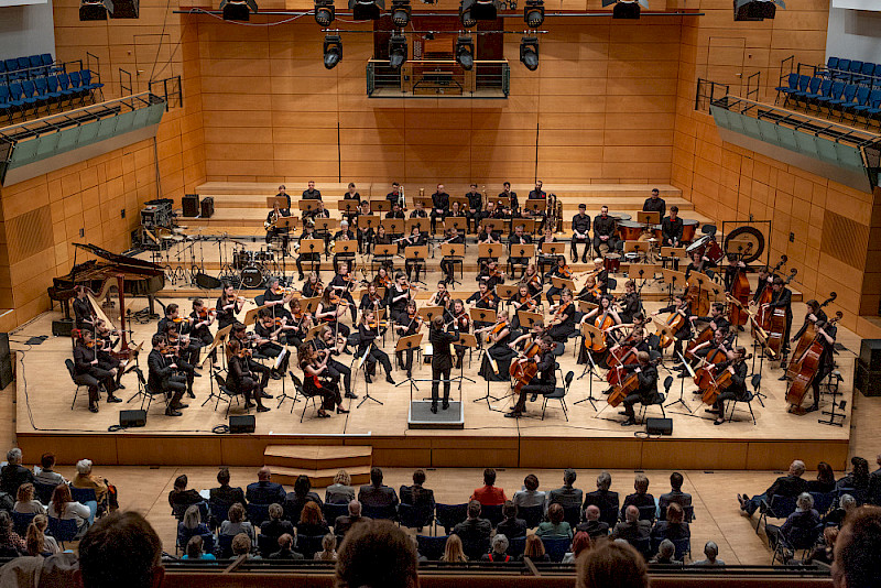 Stimmungsvoller Abschluss eines Festtages: Das Akademische Orchester eröffnete das Große Frühjahrskonzert.